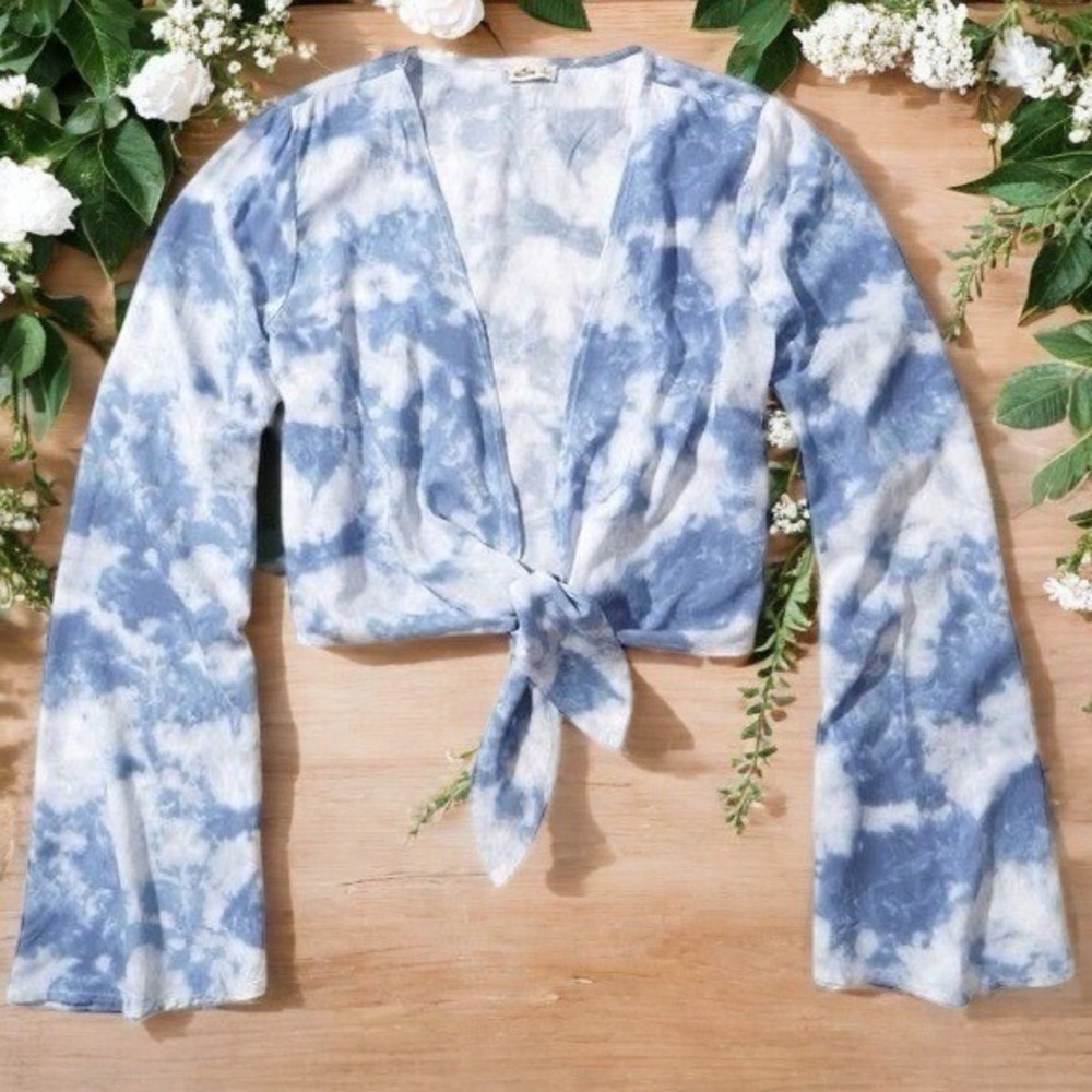 NEW Hollister Blue White Cloud Tie Dye Bell Sleeve Crop Cardigan Cottagecore S